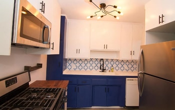 4137 Wade St in Los Angeles, CA - Building Photo - Building Photo