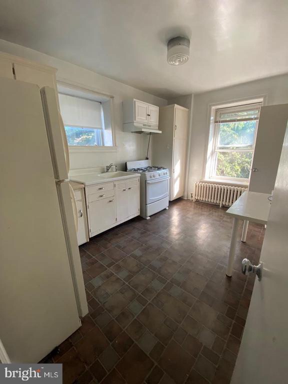 property at 7905 Ardleigh St