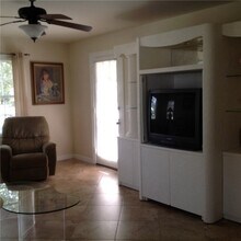 1837 22nd Ave, Unit 5 in Vero Beach, FL - Building Photo - Building Photo