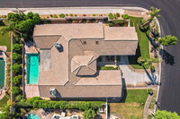 2 King Edward Ct in Rancho Mirage, CA - Building Photo - Building Photo