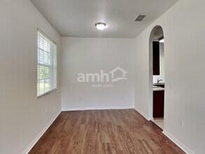 8124 Diablo Ct in Trinity, FL - Building Photo - Building Photo