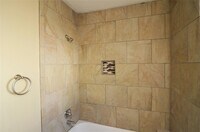 2211 Davis St photo'