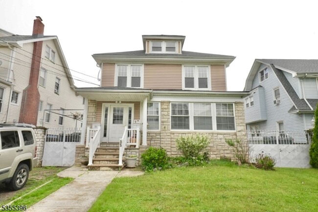 35 New Lawn Ave in Kearny, NJ - Building Photo - Building Photo