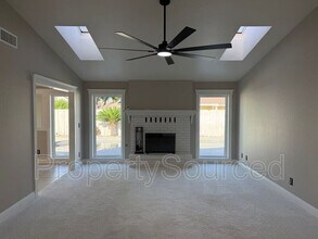 1351 Aksland Dr in Manteca, CA - Building Photo - Building Photo