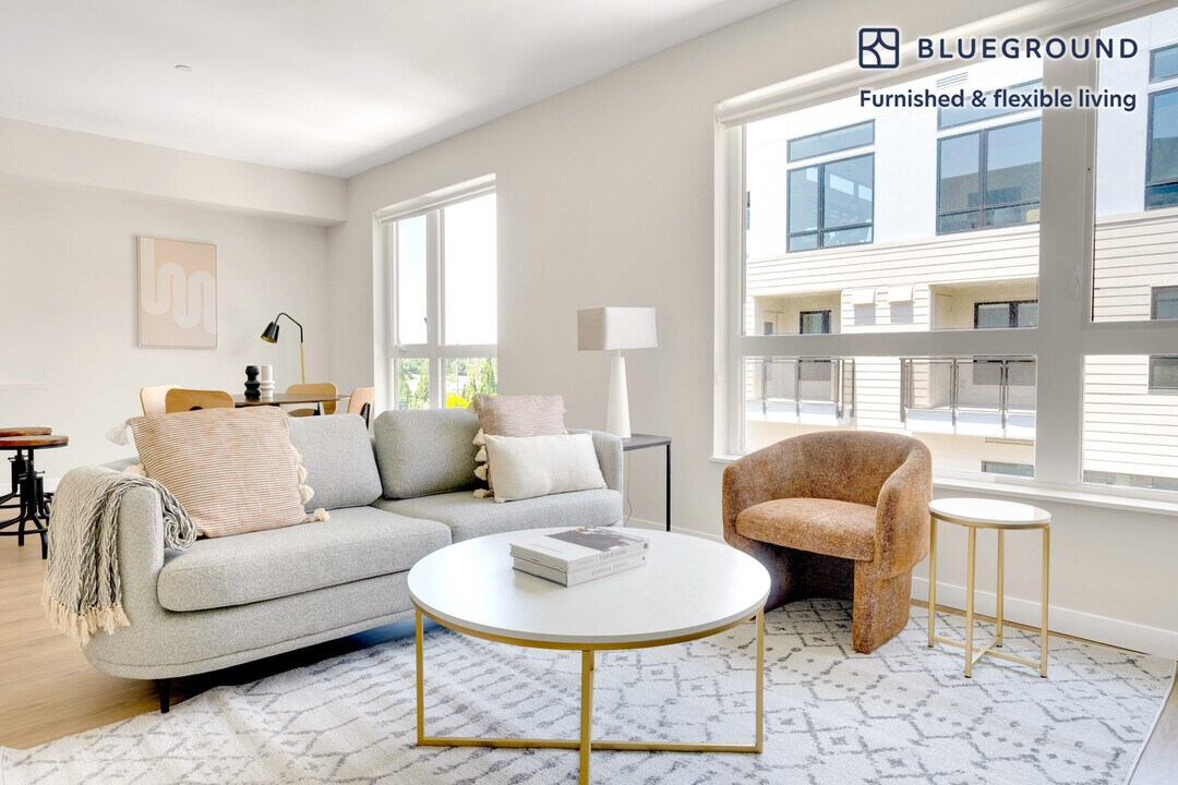 490 W McKinley Ave, Unit FL4-ID1000 in Sunnyvale, CA - Building Photo