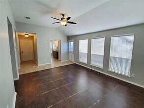 501 Troxell Blvd in Rhome, TX - Building Photo - Building Photo