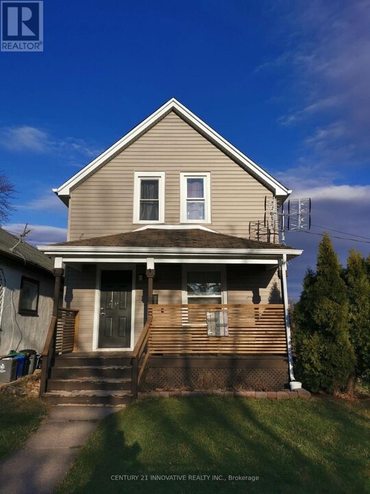 68 Duncan St in Welland, ON - Building Photo