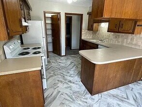 1730 S Beech Ct in Wichita, KS - Building Photo - Building Photo