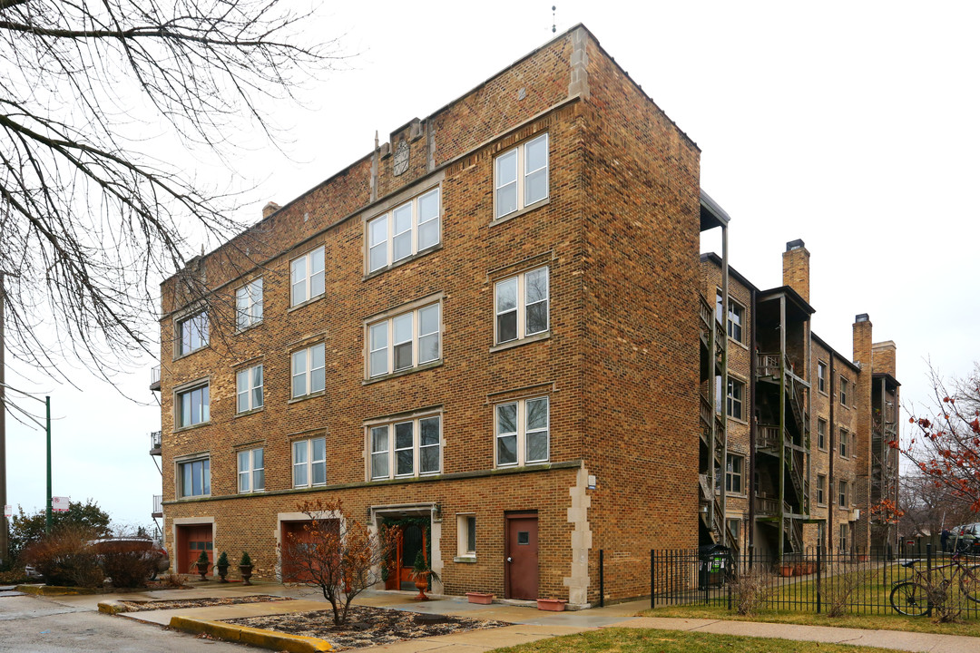 1201 W Chase Ave in Chicago, IL - Foto de edificio