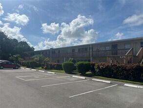 158 Tilford S in Deerfield Beach, FL - Building Photo - Building Photo