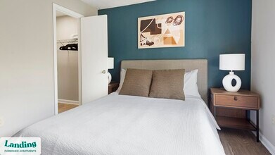 300 Long Shoals Rd in Asheville, NC - Building Photo - Building Photo