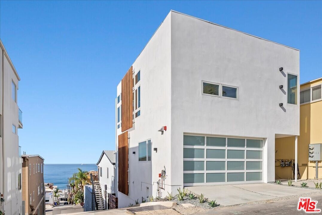 4113 Crest Dr in Manhattan Beach, CA - Building Photo