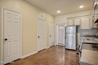 1402 Jefferson St in Lafayette, LA - Building Photo - Building Photo