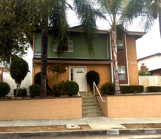 7360 Valley View Ave in Whittier, CA - Building Photo