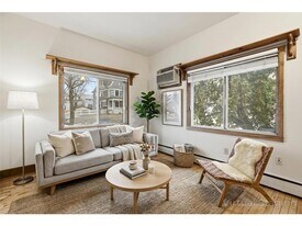 1913 Emerson Ave S in Minneapolis, MN - Building Photo