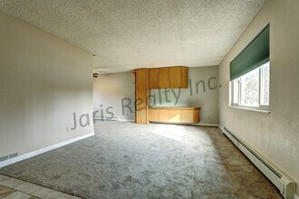 251 Gordon Ct in Castle Rock, CO - Building Photo - Building Photo