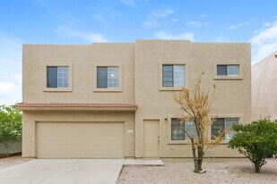 9229 S Las Lomitas Pl in Phoenix, AZ - Building Photo