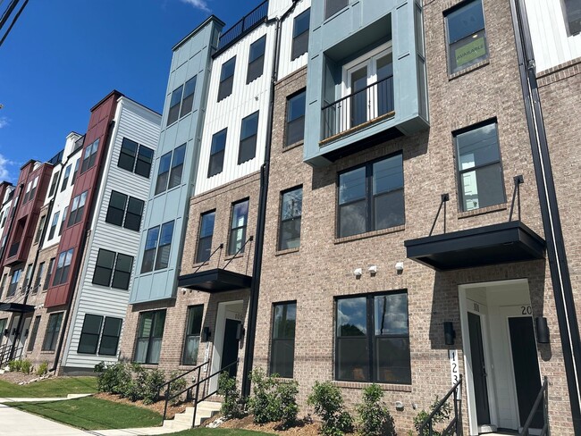 property at 1233 S Blount St