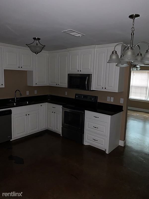 1009 Dean Chapel Rd in West Monroe, LA - Foto de edificio - Building Photo