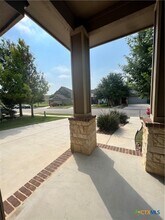 833 Manhattan in New Braunfels, TX - Building Photo - Building Photo
