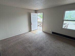 115 Jerome Ln in Sauget, IL - Building Photo - Building Photo