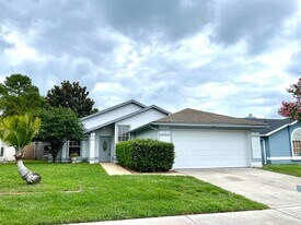 1063 Sugarberry Trail in Oviedo, FL - Building Photo