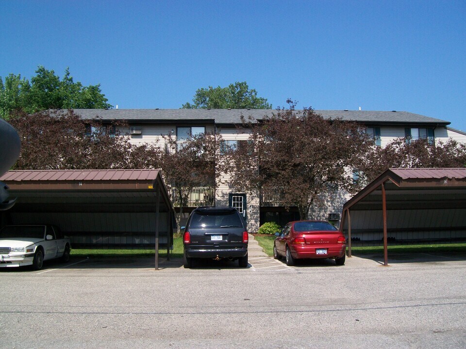 3167 132nd Ave, Unit 20 in Holland, MI - Building Photo