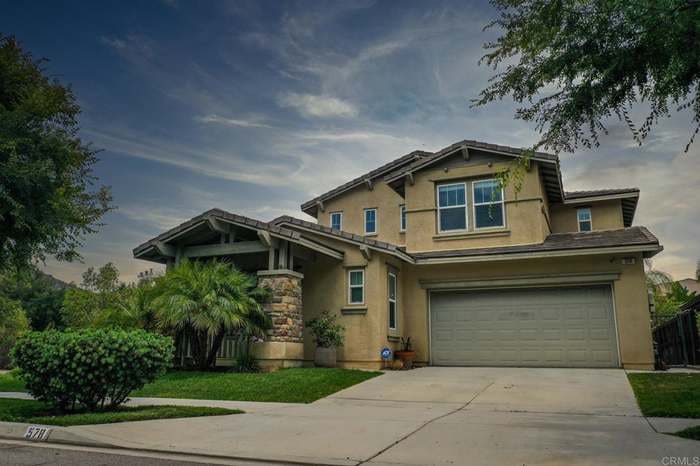 578 Eureka Dr in Escondido, CA - Building Photo