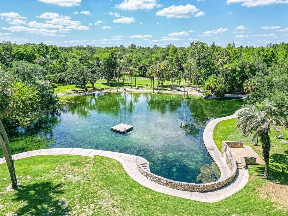 2174 Woodbridge Rd, Unit Palm Springs Longwood in Longwood, FL - Foto de edificio
