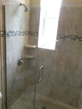 1458 N Maplewood Ave-Unit -Floor 2 in Chicago, IL - Building Photo - Building Photo