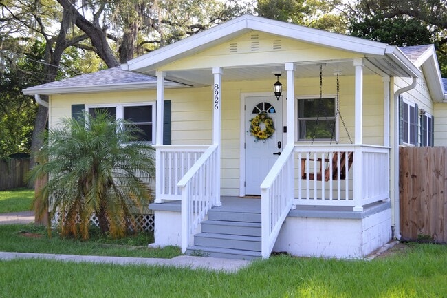 property at 8926 N Lynn Ave