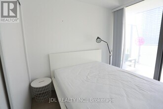 57 St Joseph St in Toronto, ON - Building Photo - Building Photo
