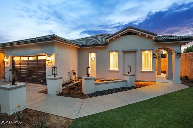 361 Toyon Ct in Thousand Oaks, CA - Building Photo - Building Photo