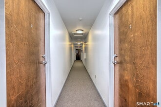 14 Cherry St in Milford, CT - Building Photo - Building Photo