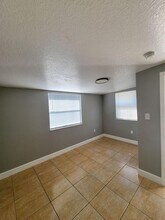 1000 E Magnolia Ave in Eustis, FL - Foto de edificio - Building Photo