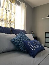 6267 Aster Haven Cir in Haymarket, VA - Building Photo - Building Photo