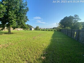 413 Rushmore Ct in Raeford, NC - Building Photo - Building Photo