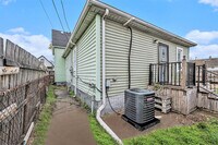 31 Le Blanc St photo'