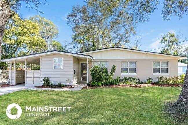 property at 4433 Lane Ave S