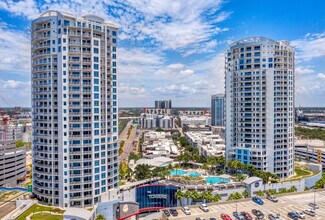 Towers of Channelside in Tampa, FL - Building Photo - Building Photo