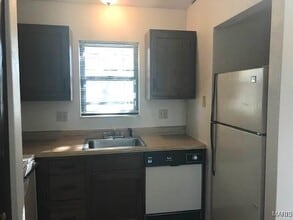 84 Peachtree Ln in Fairview Heights, IL - Building Photo - Building Photo