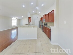 347 Foster Ln in Jarrell, TX - Building Photo - Building Photo