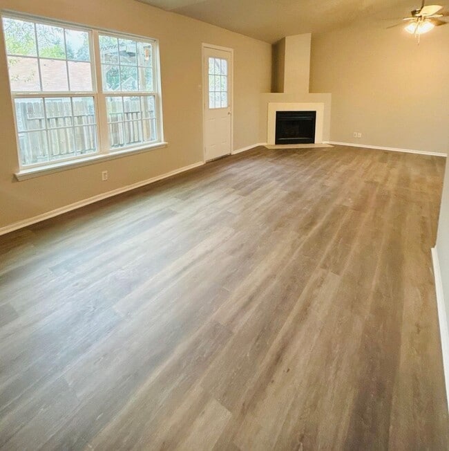 4146 Sunrise Crest Dr in San Antonio, TX - Building Photo - Building Photo