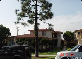 10531 Crenshaw Blvd in Inglewood, CA - Foto de edificio - Building Photo