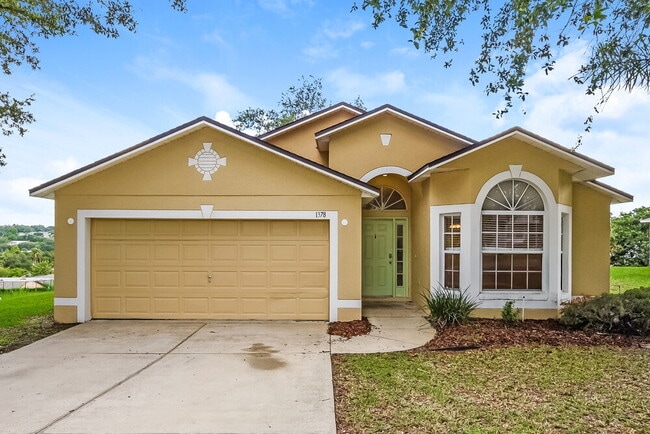 property at 1378 Willow Crest Dr