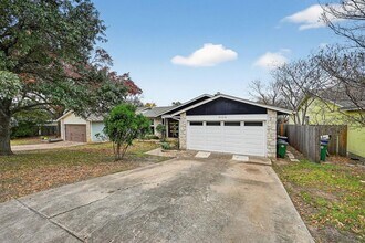 3104 Harpers Ferry Ln in Austin, TX - Building Photo - Building Photo