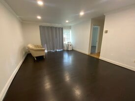 5601 Parker House Ter, Unit #212 in Hyattsville, MD - Building Photo