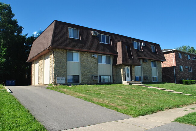 property at 605 Pasadena Ave