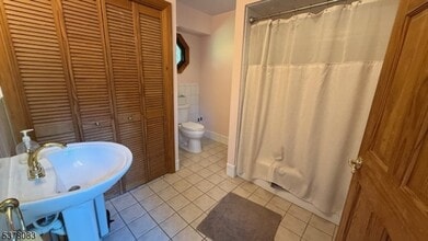 109 Vista Dr in Highland Lakes, NJ - Building Photo - Building Photo