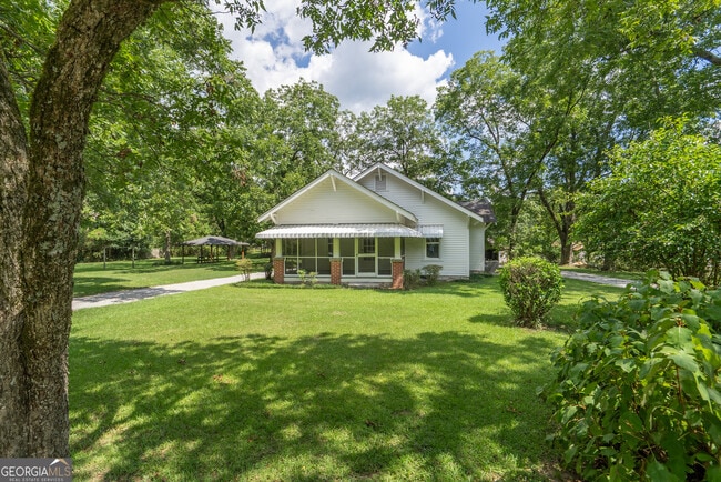 property at 5380 Guthrie Rd